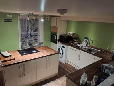 Double sized room for rent near shirehampton stati Main Photo