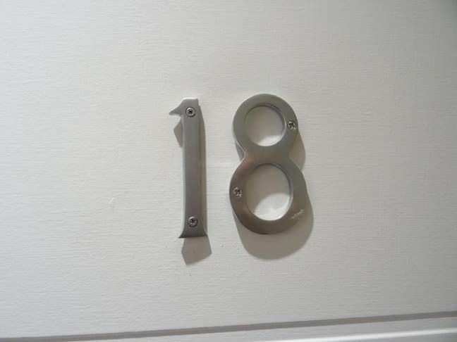 Looking for a flat mate fully furnished  Main Photo