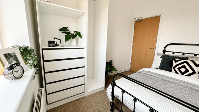 Double Own Suite | Near Whh | Deposit Free Option Main Photo