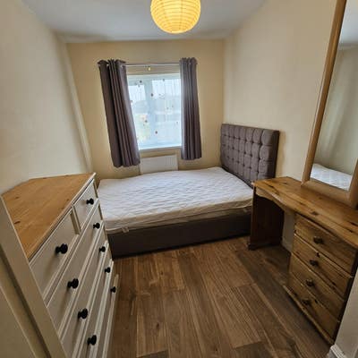 Watford Junction - double bedroom  Main Photo