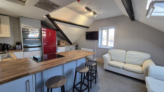 Holborn Street, en-suite rooms available. Main Photo