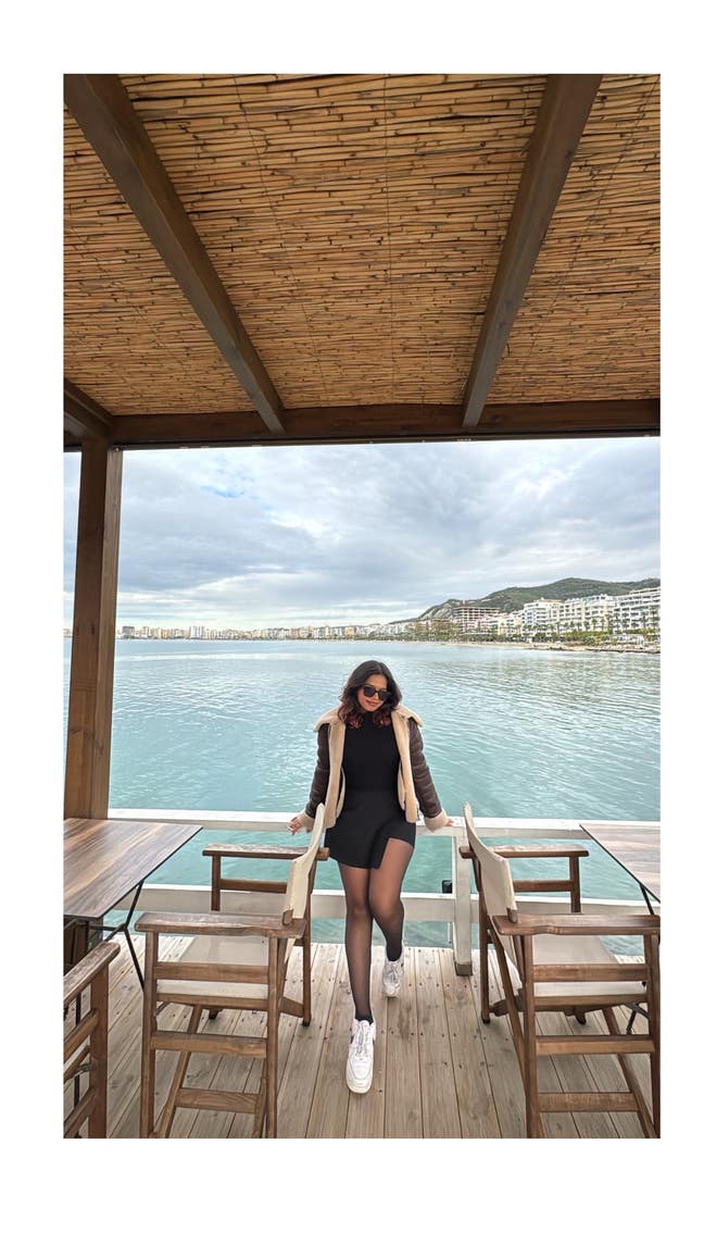 25 year old Female seeks a single or double room Main Photo