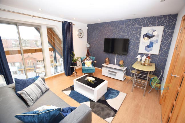 City Centre - Luxury Pent House Apt  Main Photo