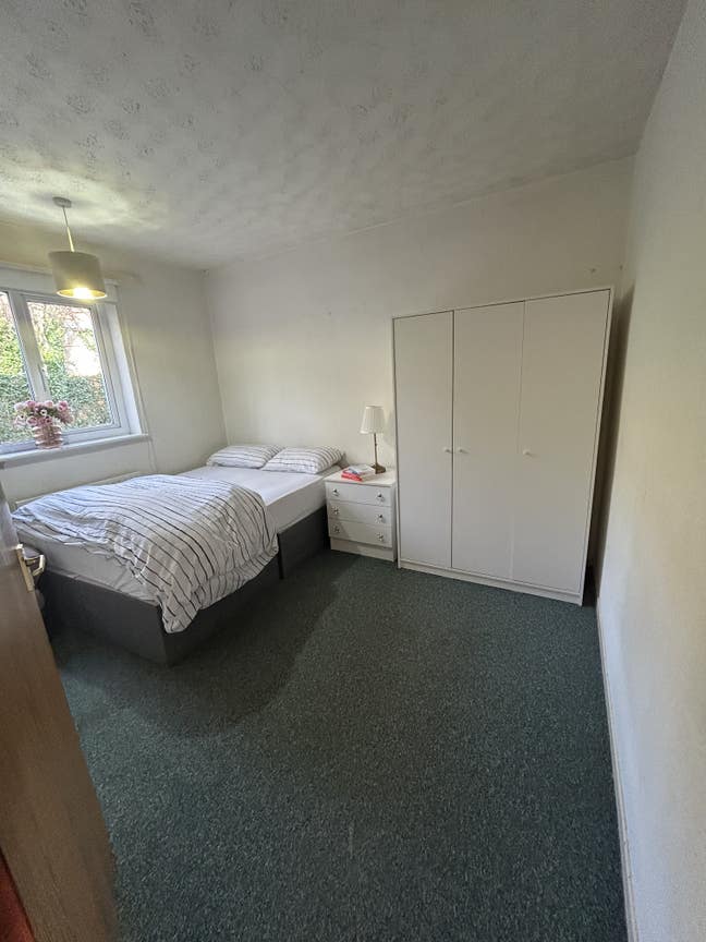 Bright and Spacious Double Room for Rent – B30 1BE Main Photo