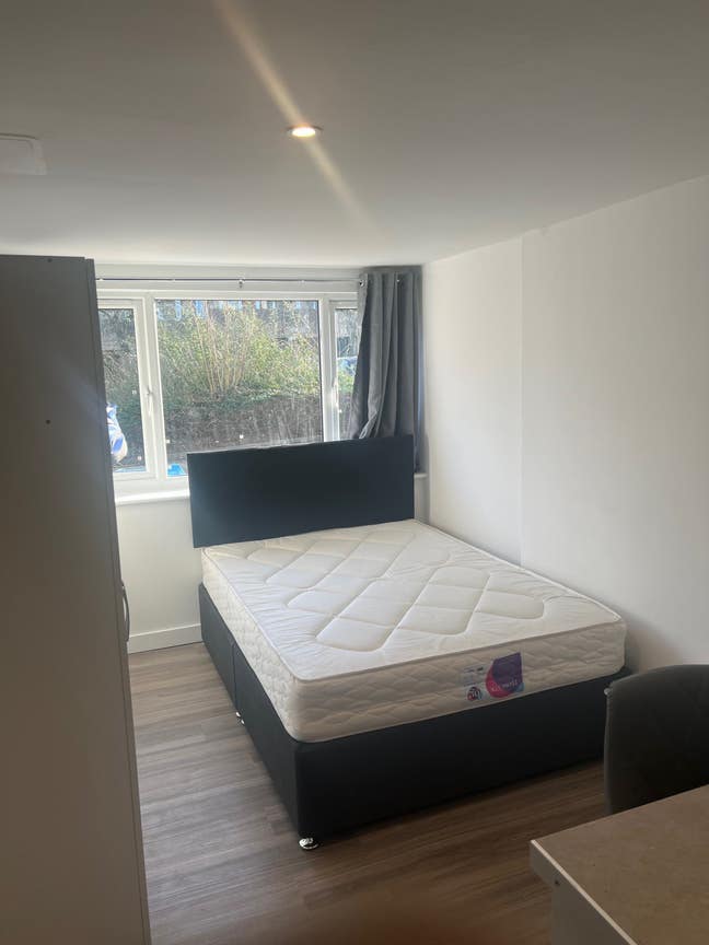 Modern n Cosy Studio Room close to MK City Centre Main Photo