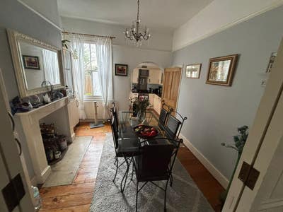 Sunny Double Room in a House in Dulwich Village Main Photo