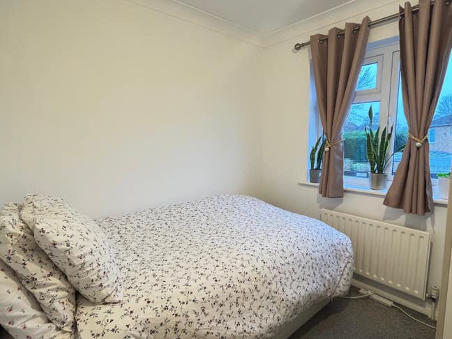 1 single bedroom in Chertsey  Main Photo