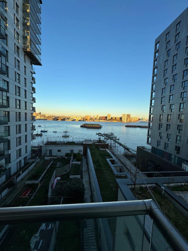 Chill&Peaceful:2 Riverside Rooms 10mins Walk Tube Main Photo
