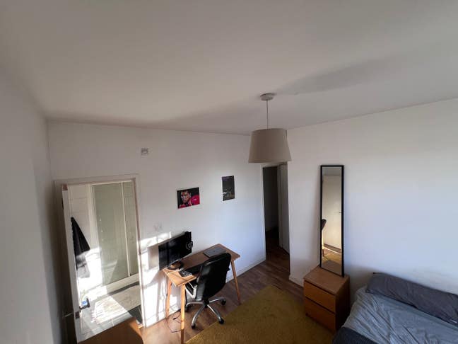SW9 Brixton Flat Next to Max Roach Park Main Photo