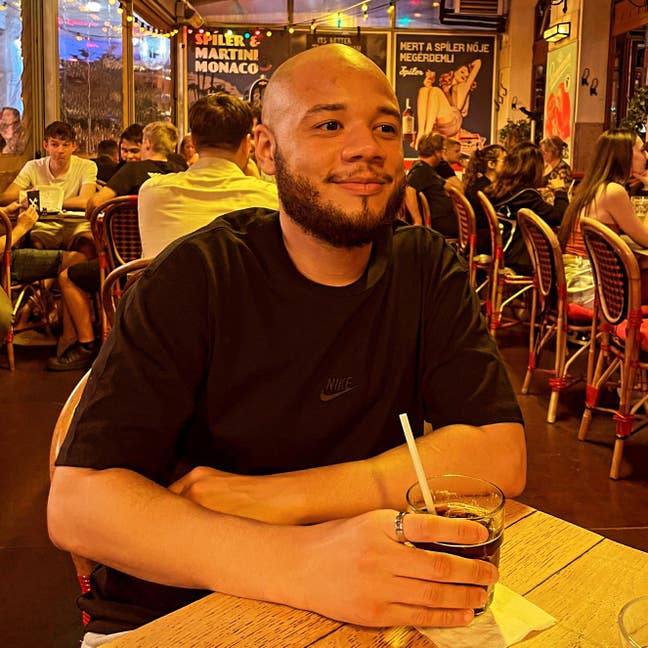 Double room wanted on SW London area Main Photo