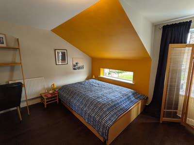 Room with double bed with en suite bathroom.  Main Photo