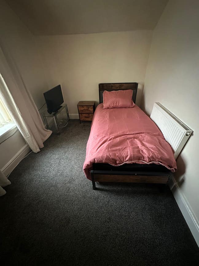 Town Centre Room  Main Photo