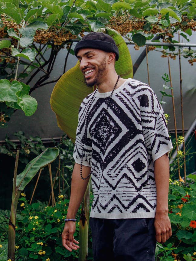 Youth Worker / Hiker looking at 2/3 bed houses Main Photo