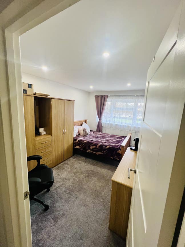  Double Room for Single Person Available Now  Main Photo