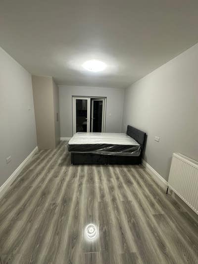 1 bed flat fully furnished available for rent  Main Photo