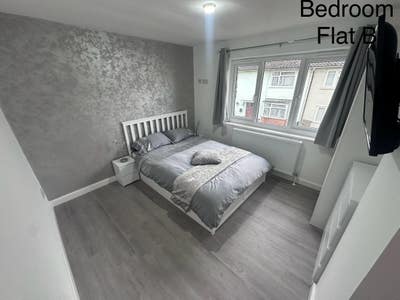 04b delighted 1 bedroom studio  Main Photo