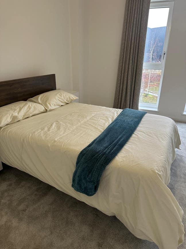 Large double room Main Photo