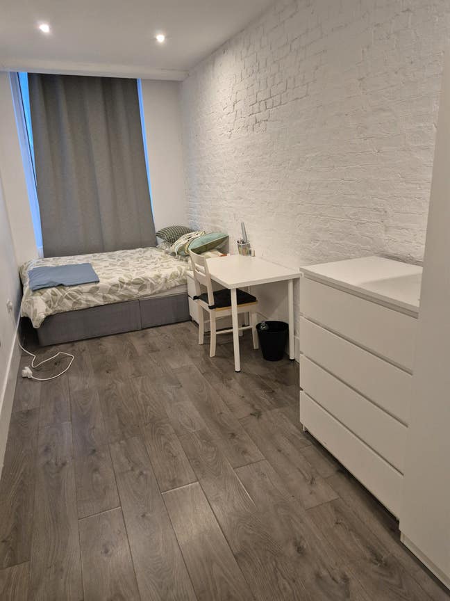 Farringdon EC1, £1,200pcm, double room, bills incl Main Photo