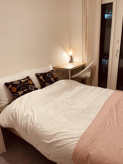 Flat share Canning Town E16 Main Photo