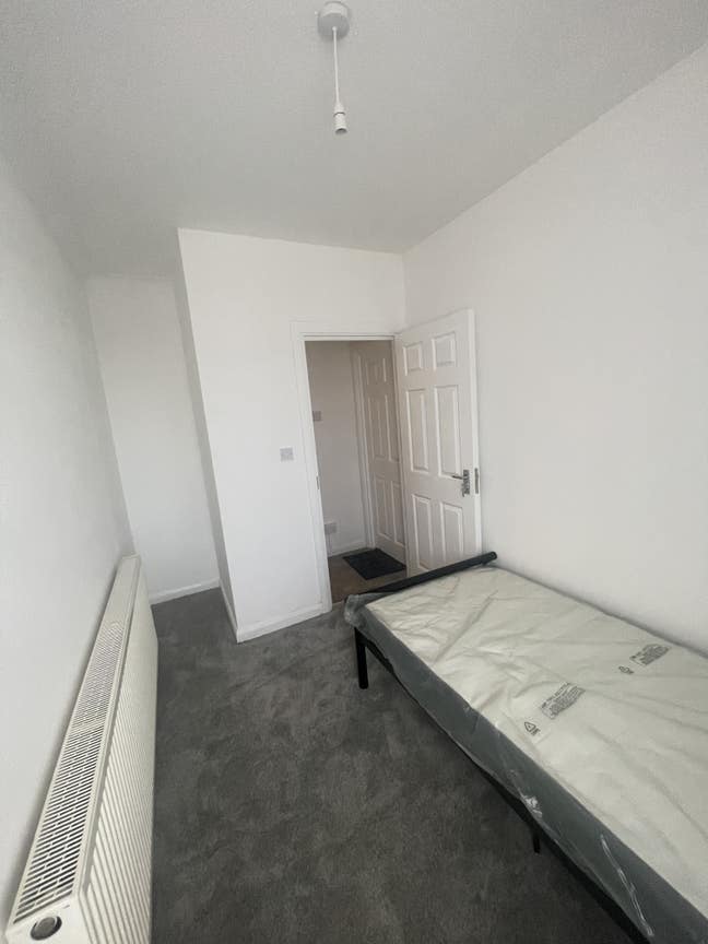 Very decent single room for rent in Romford Main Photo