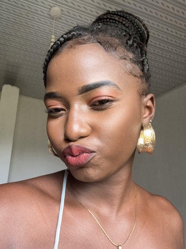 I am looking for a room in a cool, clean and ... Main Photo