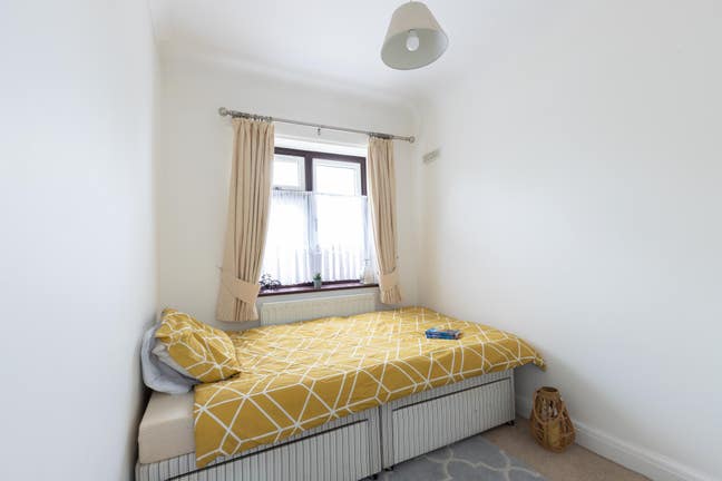 🎉New Huge Room 5Mins to Hayes&Harlington  Main Photo