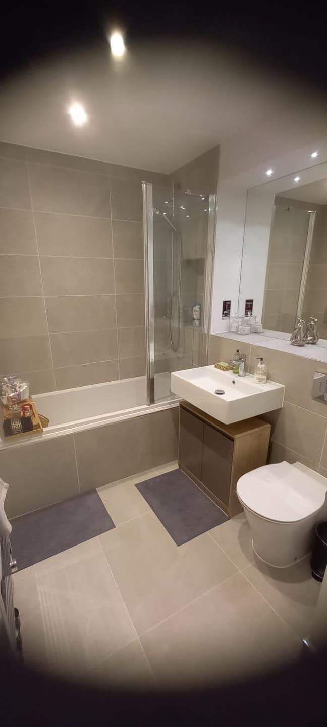 Double Room  Flexible Short or Long-Term Main Photo