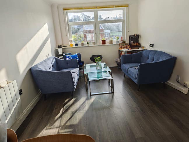 Double room for Couples/ Single or 2 girls  Main Photo