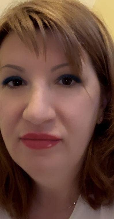 39 year old Female seeks a single or double room Main Photo