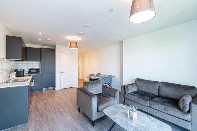 M16 2bed 2bathroom Apartment. 1 bed available  Main Photo