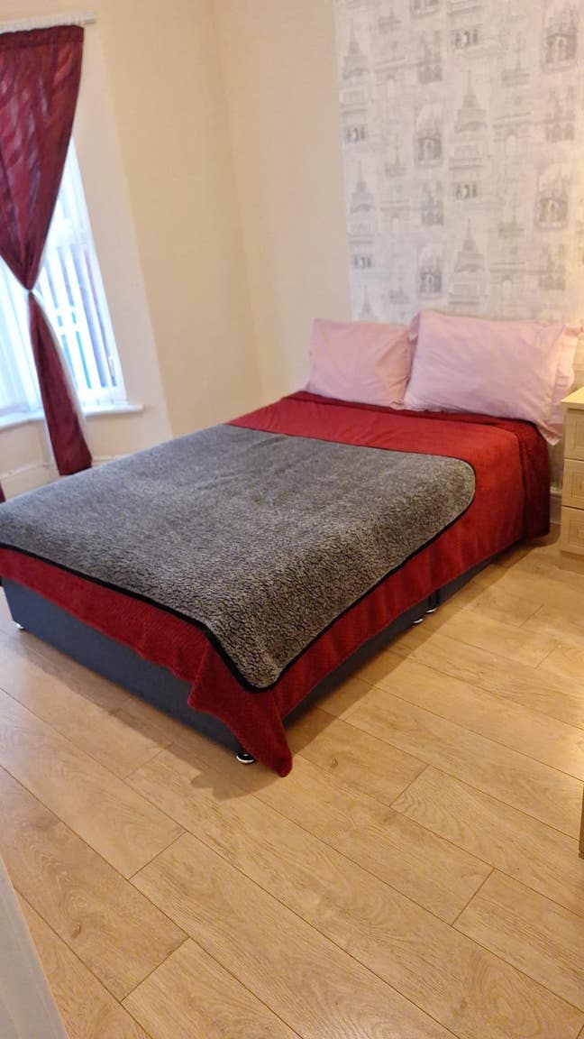 Big Room to Rent Main Photo