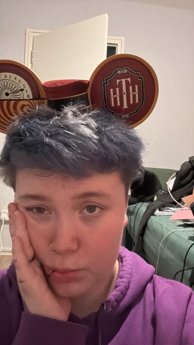 Looking for a room/place to live! Main Photo