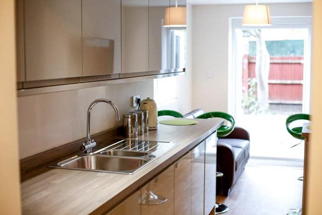 Lovely room available, take a look! (ELA) Main Photo