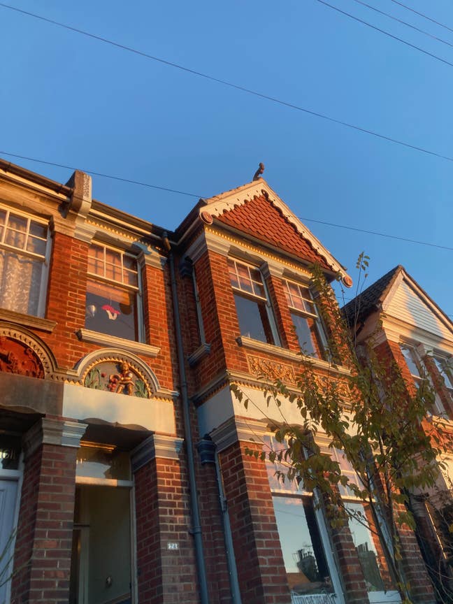 Bohemian Brighton Bedroom Main Photo