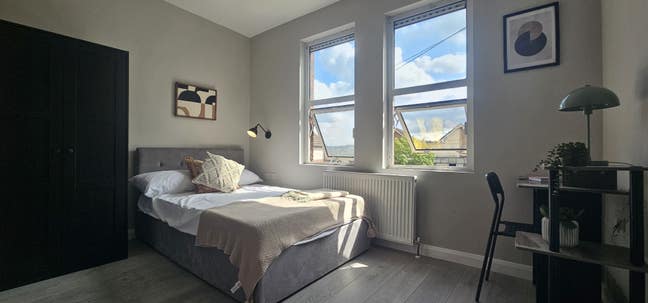 Newly refurbished En-suite rooms, Tunbridge Wells Main Photo