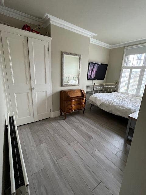 Spacious double room. In the heart of Muswell hill Main Photo