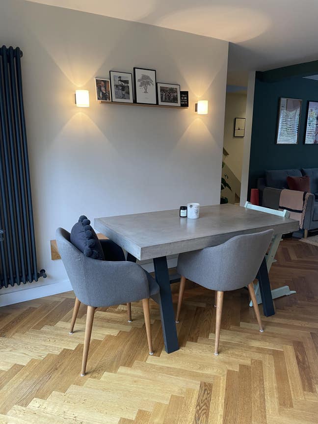 A whole home available for 2.5 weeks in Highbury Main Photo