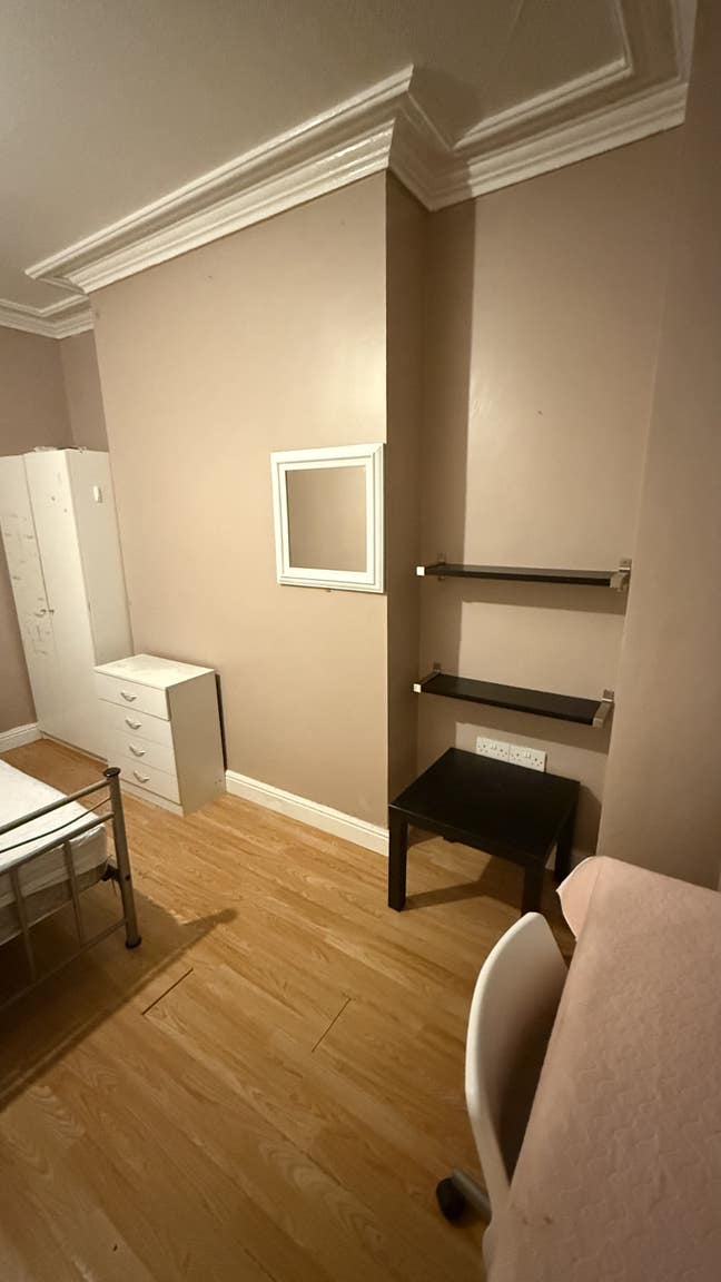 2 Double Rooms to rent bills inc  Main Photo
