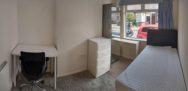 Furnished single room in Beeston. Bills included. Main Photo