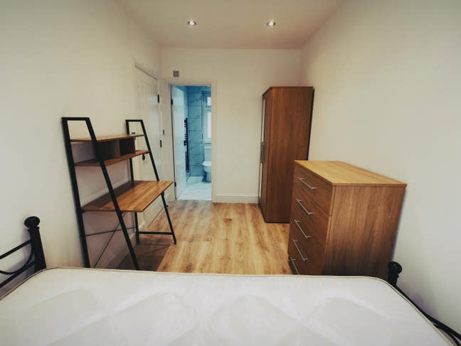 Double Ensuite Room|Willesden Green  Main Photo