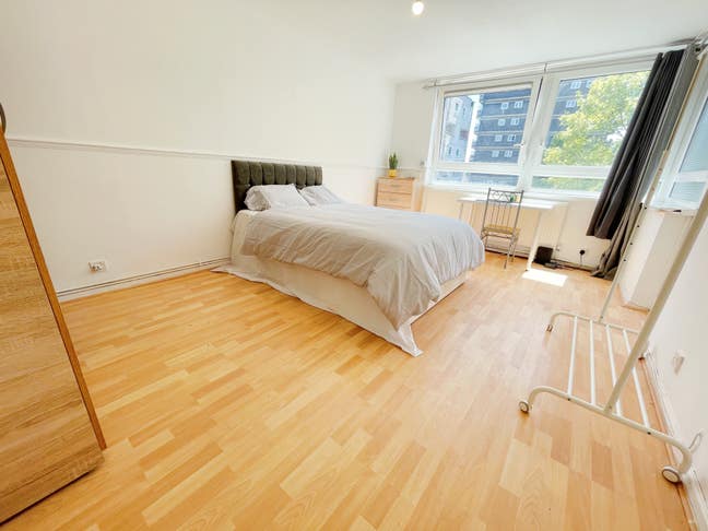 Massive Room in Whitechapel/Aldgate East!! Main Photo