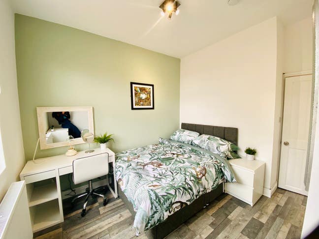 Stunning 5 Bed House, Central Chorlton Main Photo