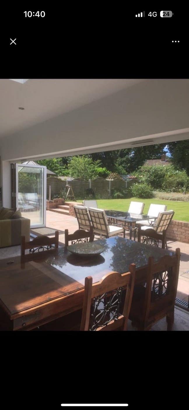 Small double room  Main Photo