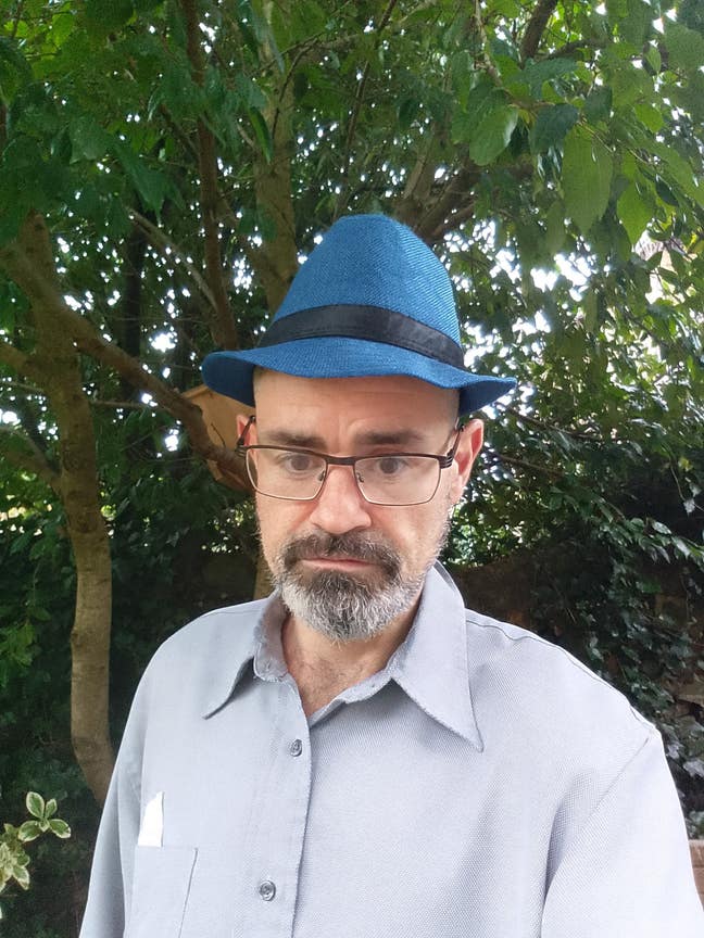 Poet musician looking for room or flat Main Photo