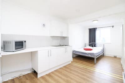 Double room available in Portswood Main Photo