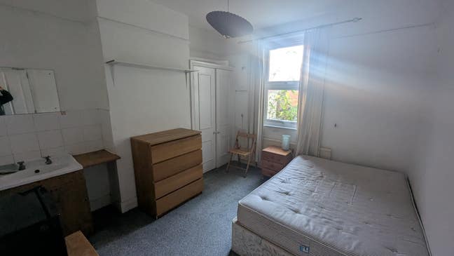 1 Week Free Rent! Spacious Room Great House Main Photo