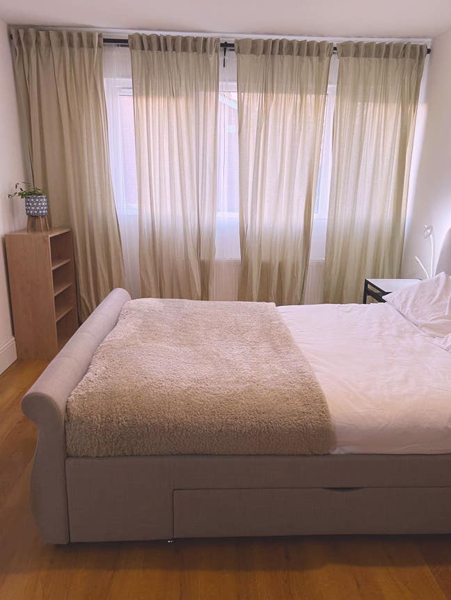 Room In Windsor Main Photo