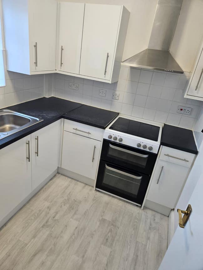 Single room available 5mins to walthamstow central Main Photo