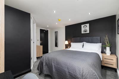 Luxury Ensuite Houseshare By Pudsey Station Main Photo