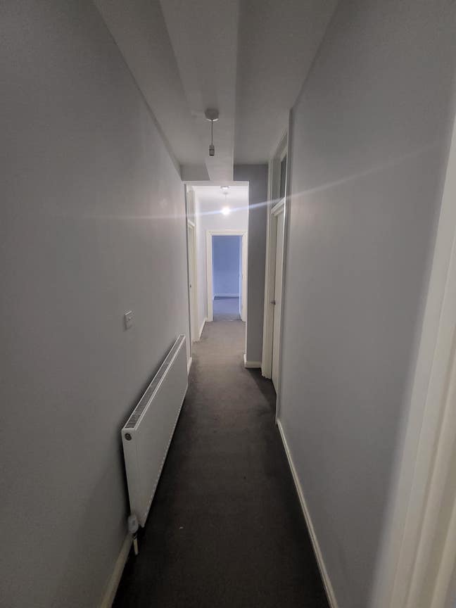 Spacious Double Room for Rent – Bills Included Main Photo